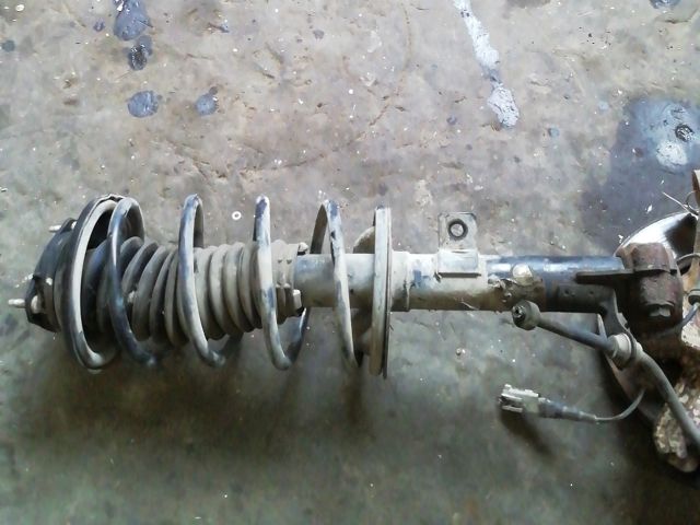 bontott FORD FOCUS I Jobb első Gólyaláb (Lengécsillapító, Rugó)