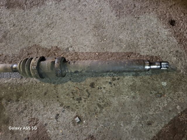 bontott FORD FOCUS I Jobb Féltengely