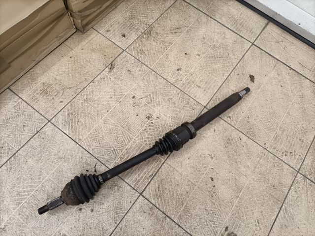 bontott FORD FOCUS I Jobb Féltengely