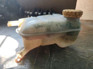 bontott FORD FOCUS I Kiegyenlítő Tartály