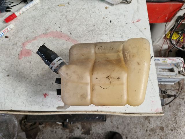 bontott FORD FOCUS I Kiegyenlítő Tartály