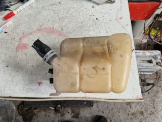 bontott FORD FOCUS I Kiegyenlítő Tartály