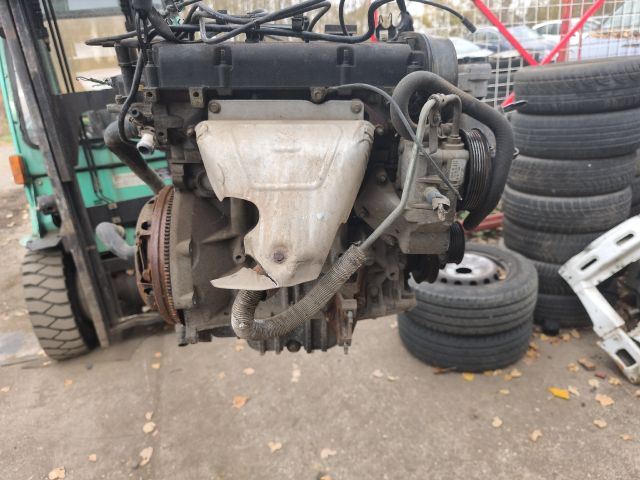 bontott FORD FOCUS I Komplett Motor (Segédberendezésekkel)