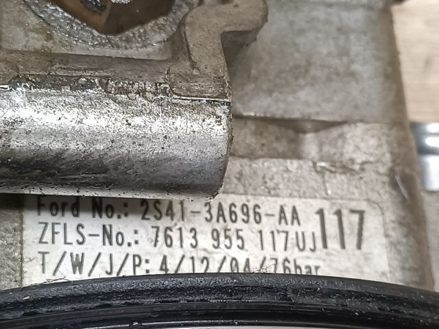 bontott FORD FOCUS I Kormányszervó Motor (Hidraulikus)