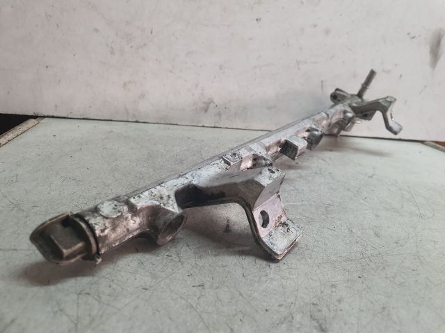 bontott FORD FOCUS I Közösnyomócső