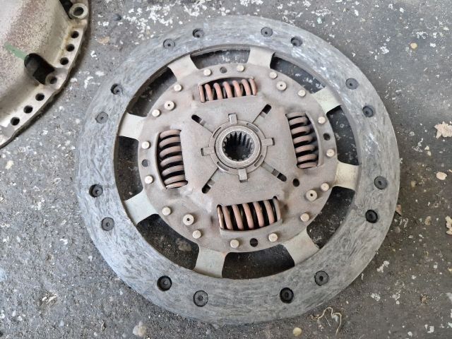 bontott FORD FOCUS I Kuplung Szett Lendkerékkel