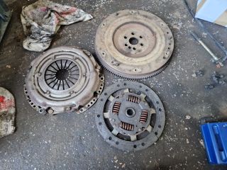 bontott FORD FOCUS I Kuplung Szett Lendkerékkel