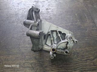 bontott FORD FOCUS I Motor Tartó Bak (Fém)