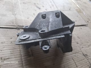 bontott FORD FOCUS I Motor Tartó Bak (Fém)