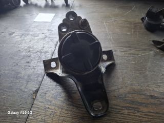 bontott FORD FOCUS I Motor Tartó Bak (Fém)