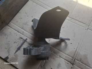 bontott FORD FOCUS I Motor Tartó Bak (Fém)