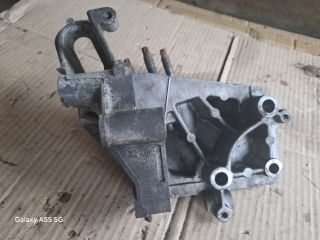 bontott FORD FOCUS I Motor Tartó Bak (Fém)