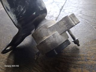 bontott FORD FOCUS I Motor Tartó Bak (Fém)