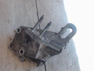 bontott FORD FOCUS I Motor Tartó Bak (Fém)