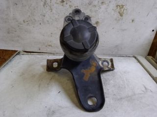 bontott FORD FOCUS I Motor Tartó Bak Jobb