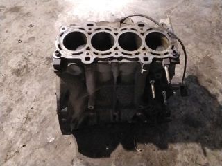 bontott FORD FOCUS I Motorblokk (Fűzött)