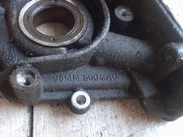 bontott FORD FOCUS I Olajszivattyú