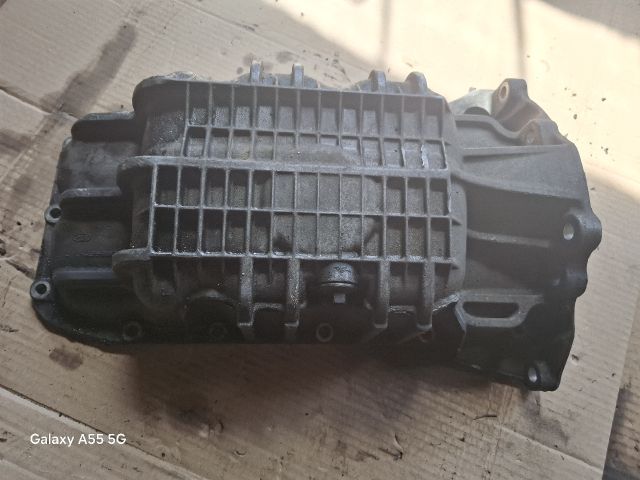 bontott FORD FOCUS I Olajteknő