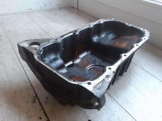 bontott FORD FOCUS I Olajteknő