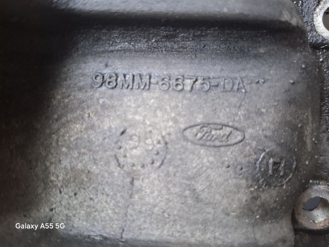 bontott FORD FOCUS I Olajteknő