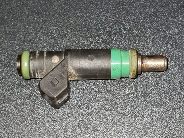 bontott FORD FOCUS I Porlasztó (1 db)