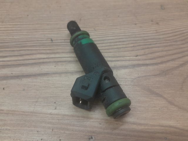 bontott FORD FOCUS I Porlasztó (1 db)