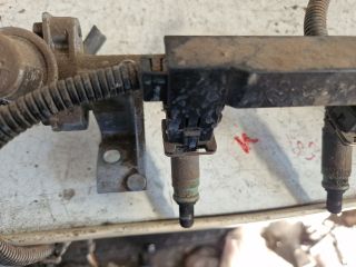 bontott FORD FOCUS I Porlasztó Sor / Híd