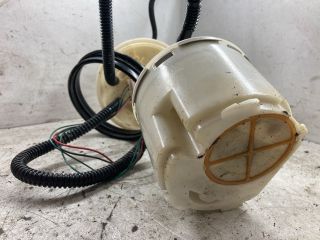 bontott FORD FOCUS I Üzemanyag Szivattyú