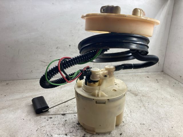 bontott FORD FOCUS I Üzemanyag Szivattyú