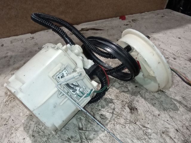 bontott FORD FOCUS I Üzemanyag Szivattyú