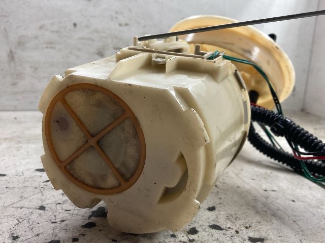 bontott FORD FOCUS I Üzemanyag Szivattyú