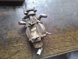 bontott FORD FOCUS I Vákumpumpa