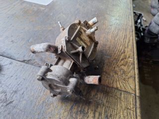 bontott FORD FOCUS I Vákumpumpa