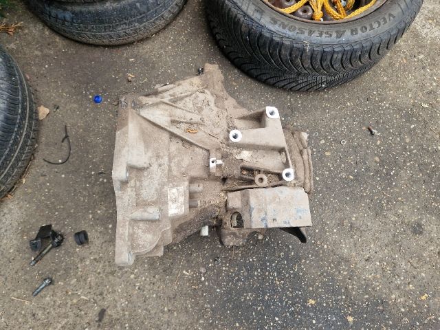bontott FORD FOCUS I Váltó (Mechanikus)