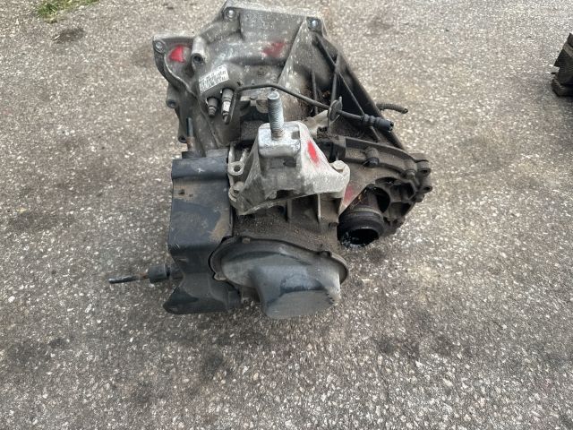 bontott FORD FOCUS I Váltó (Mechanikus)