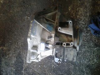 bontott FORD FOCUS I Váltó (Mechanikus)