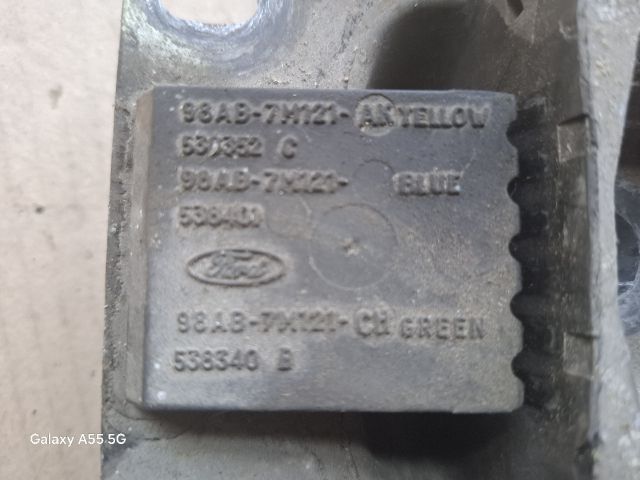 bontott FORD FOCUS I Váltó Tartó Bak (Pozíciófüggetlen)