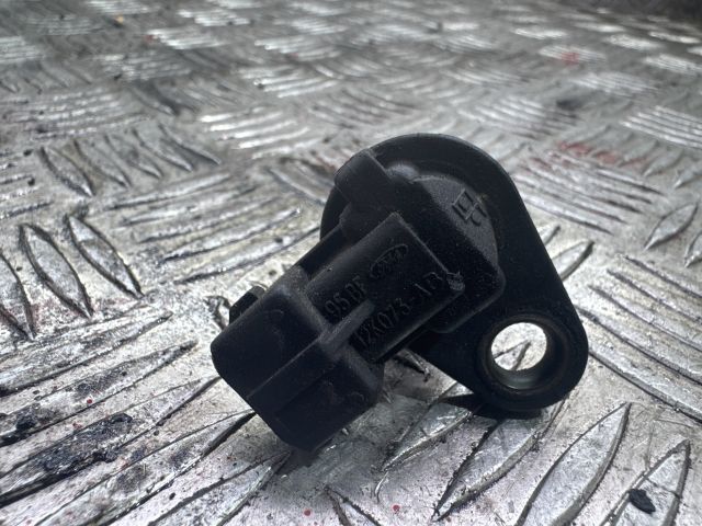 bontott FORD FOCUS I Vezérműtengely Fordulatszám Jeladó