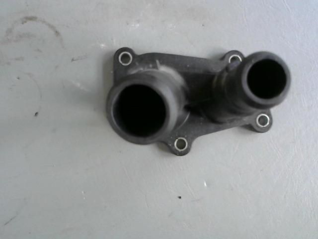 bontott FORD FOCUS I Vízcső