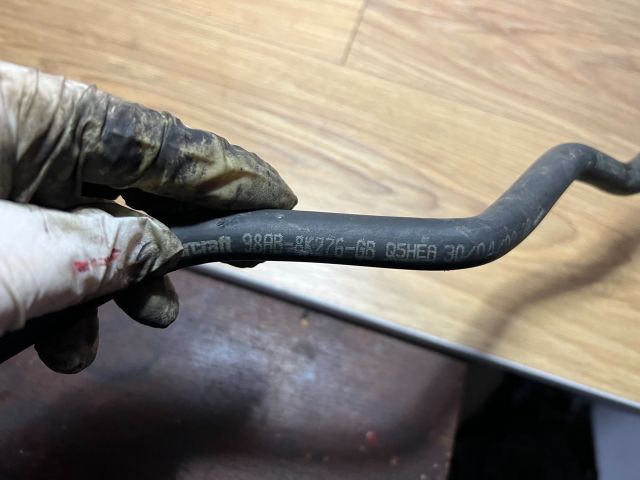 bontott FORD FOCUS I Vízcső