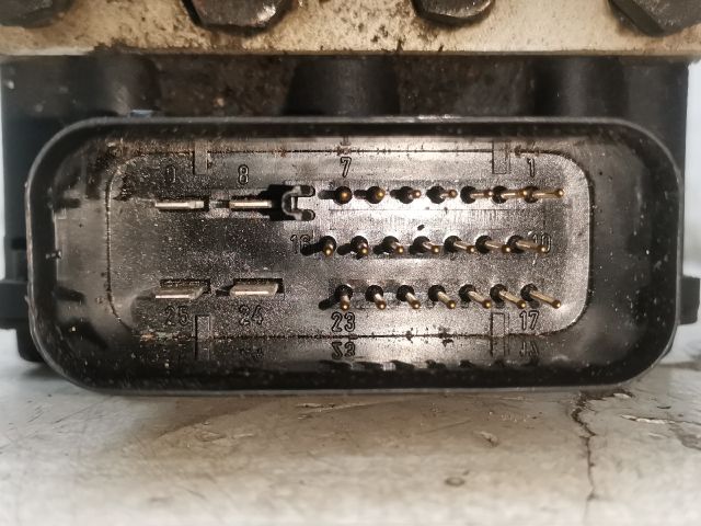 bontott FORD FOCUS I ABS Kocka