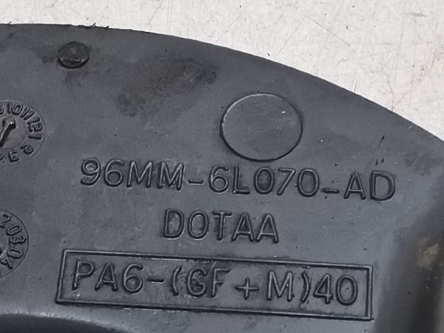 bontott FORD FOCUS I Alsó Vezérlés Burkolat