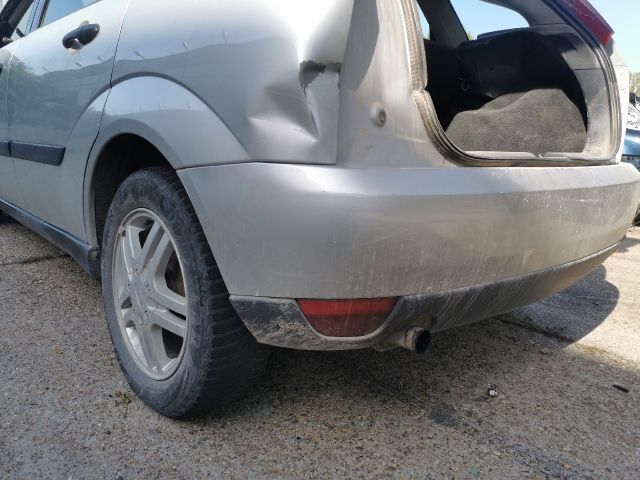 bontott FORD FOCUS I Bal első Féknyereg Munkahengerrel