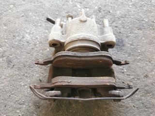 bontott FORD FOCUS I Bal első Féknyereg Munkahengerrel