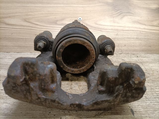 bontott FORD FOCUS I Bal első Féknyereg Munkahengerrel