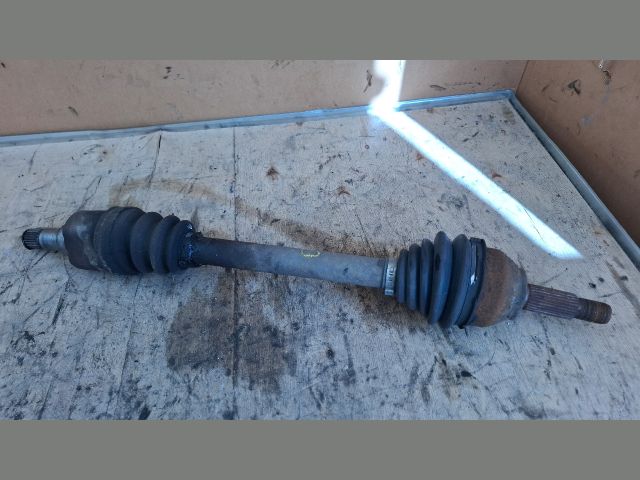 bontott FORD FOCUS I Bal Féltengely