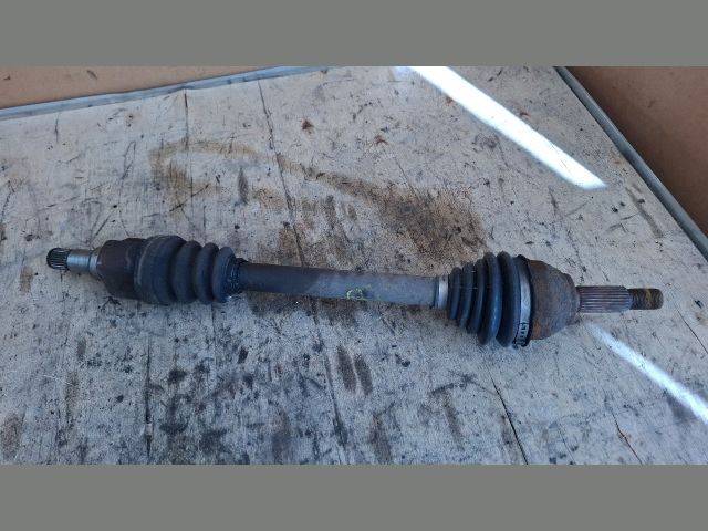 bontott FORD FOCUS I Bal Féltengely