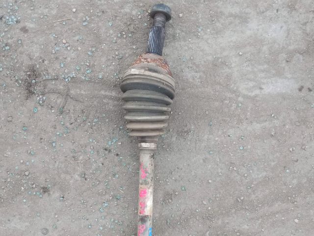 bontott FORD FOCUS I Bal Féltengely