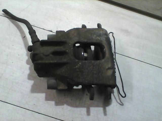 bontott FORD FOCUS I Bal hátsó Féknyereg Munkahengerrel