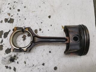 bontott FORD FOCUS I Dugattyú és Hajtókar